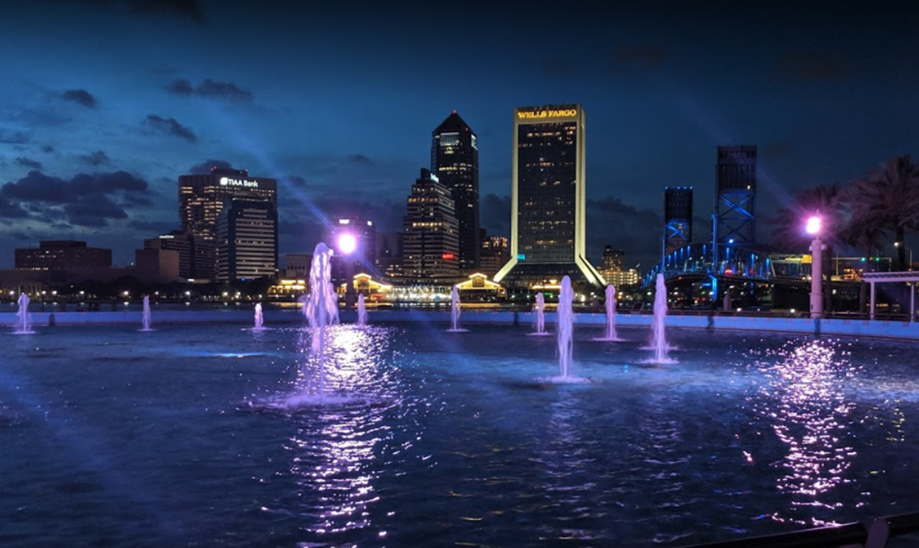 A picture of friendhsip fountain in downtown Jacksonville.